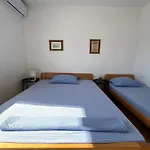 Life Neum