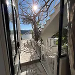 Life 3* Neum