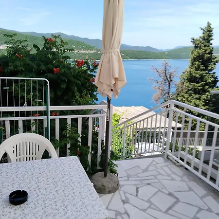 Guest House Life 3* Neum