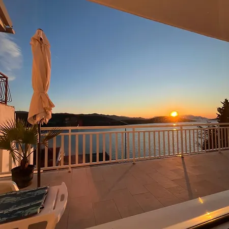Life Neum