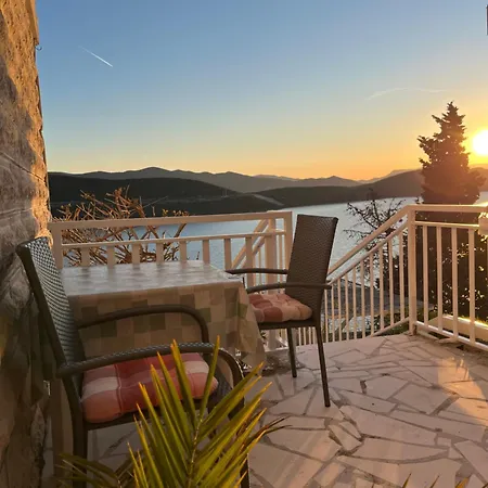 Life 3* Neum