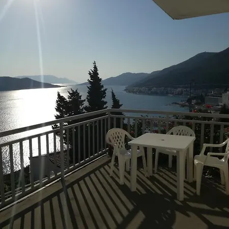 And Barbaric Guest house Neum