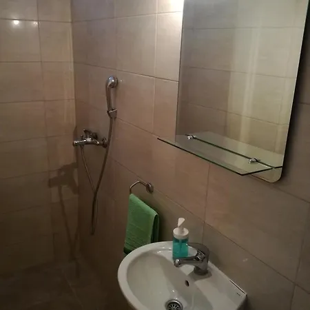 Casa de hóspedes And Barbaric 3*