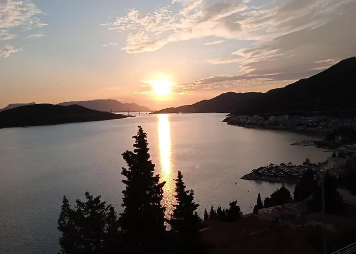 Gostinjska kuća Guest House Life 3*