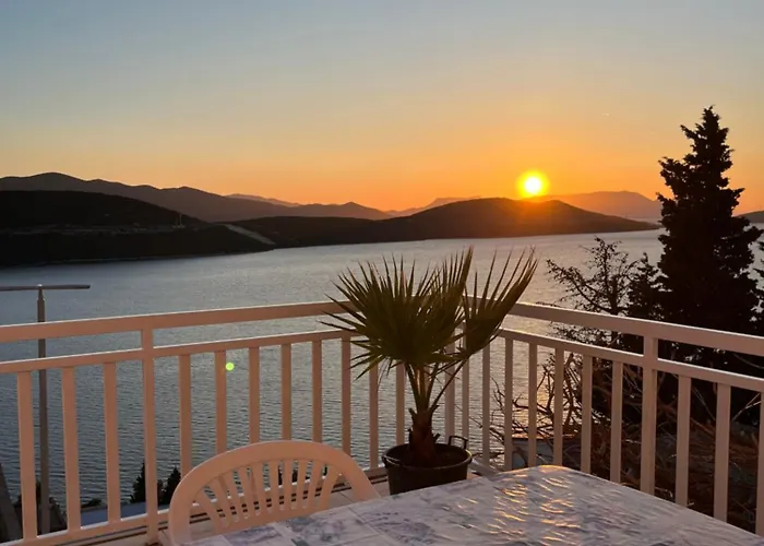 Guest House Life Gostinjska kuća 3*