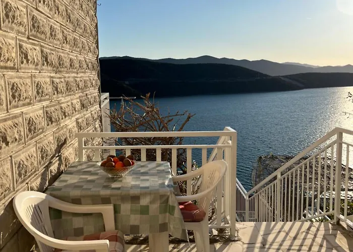 Guest House Life 3* Neum