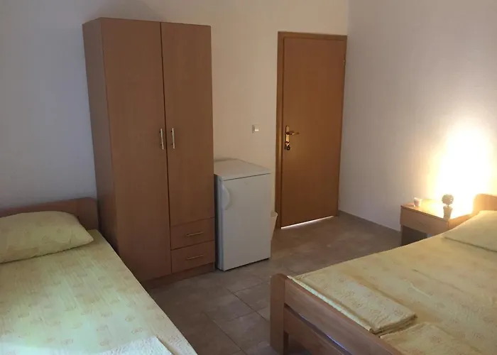 Guest House Life 3* Neum