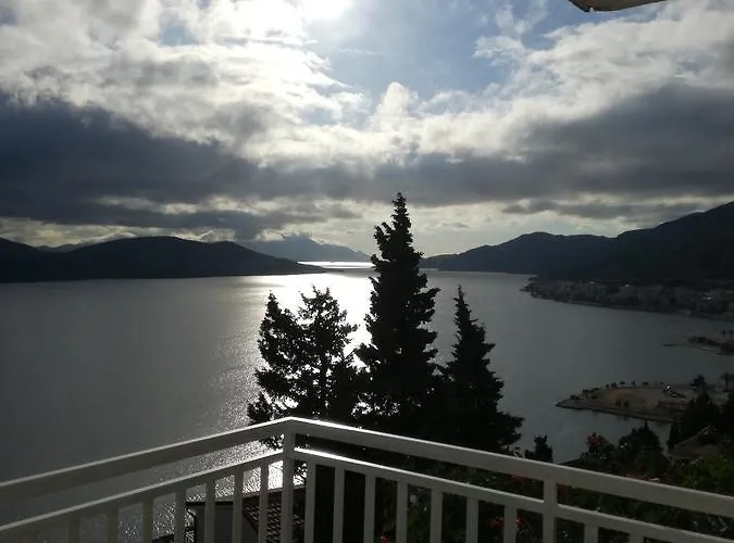 Guest House Life Guest house