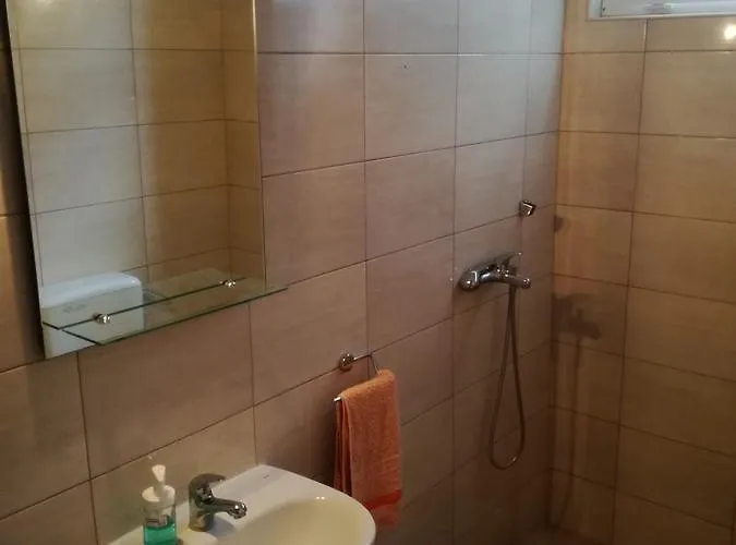 Guest House Life 3* Neum