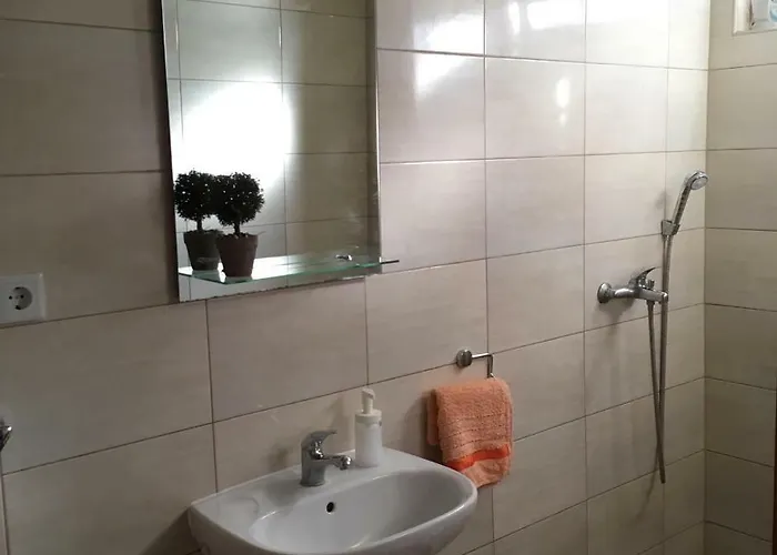 Guest House Life Guest house